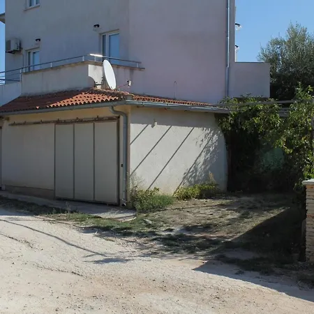 7240b Appartamento Ližnjan