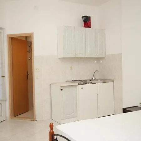 7240b Ližnjan