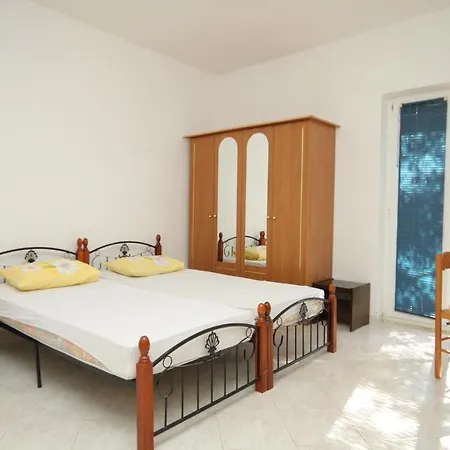 7240b Appartamento Ližnjan